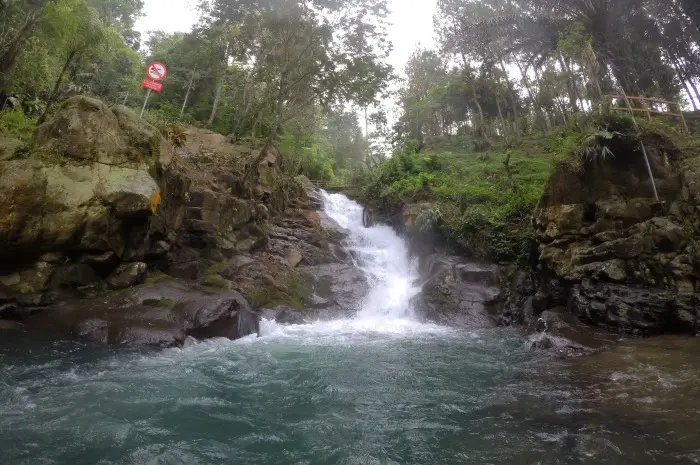 10 Curug Terindah di Bogor, Menikmati Keasrian Alam di Tengah Air Terjun Eksotis