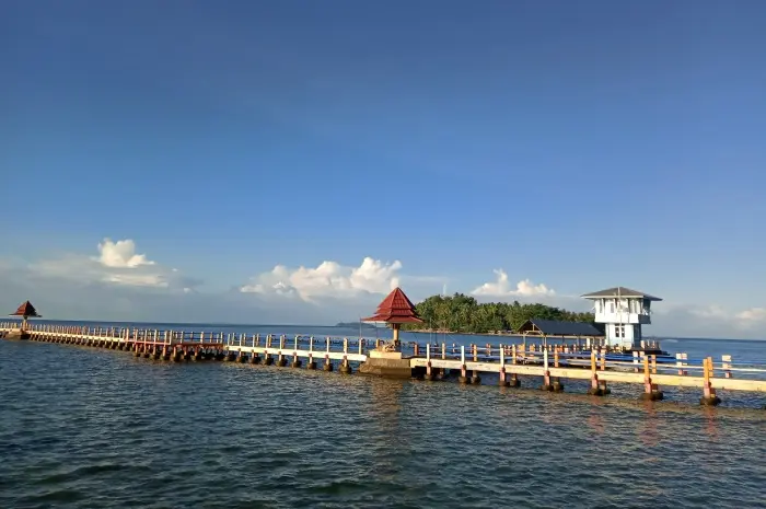 10 Tempat Wisata Menakjubkan di Pesisir Selatan yang Harus Anda Kunjungi